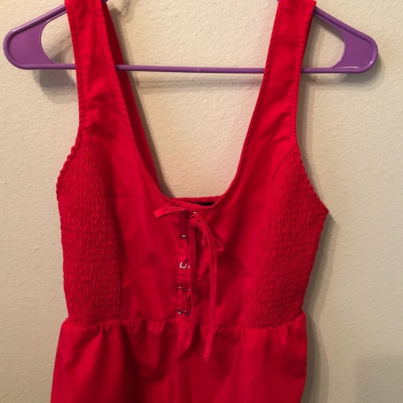 Red tank top, new without tags - Picture 3 of 6